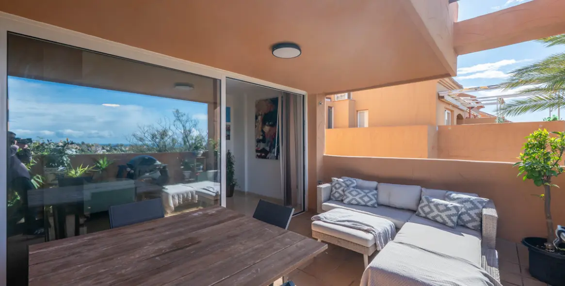 Продажа апартаментов на среднем этаже в Elviria 29