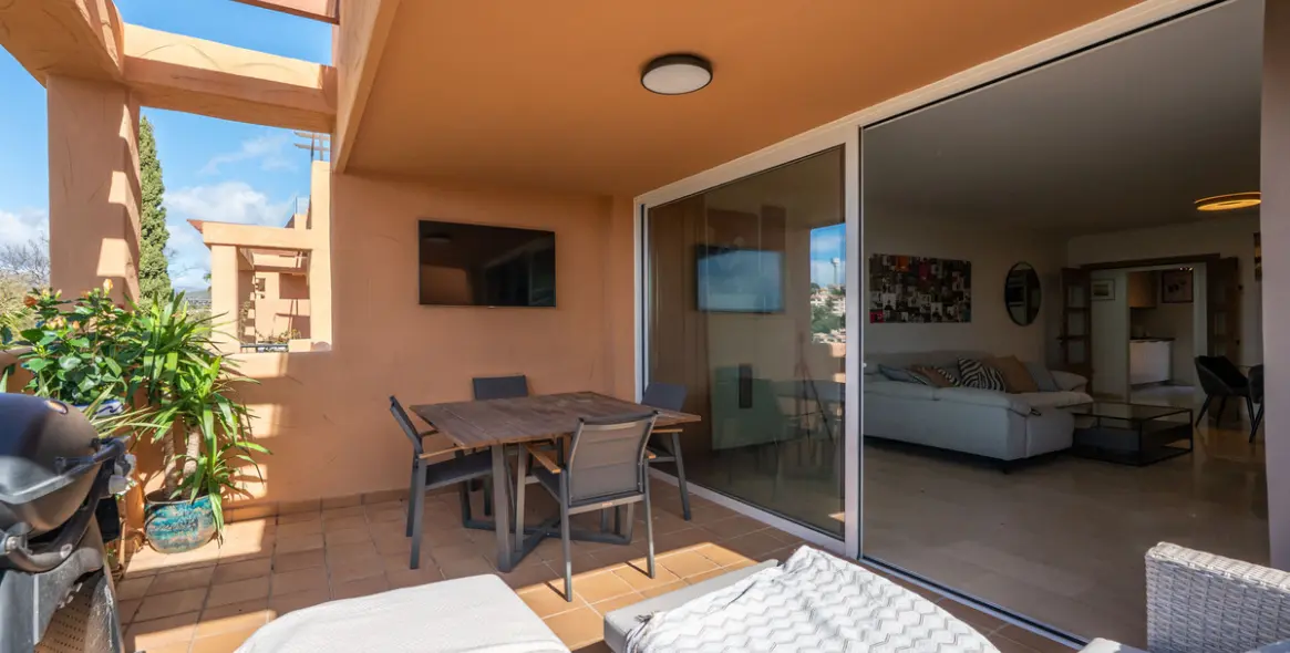 Продажа апартаментов на среднем этаже в Elviria 30