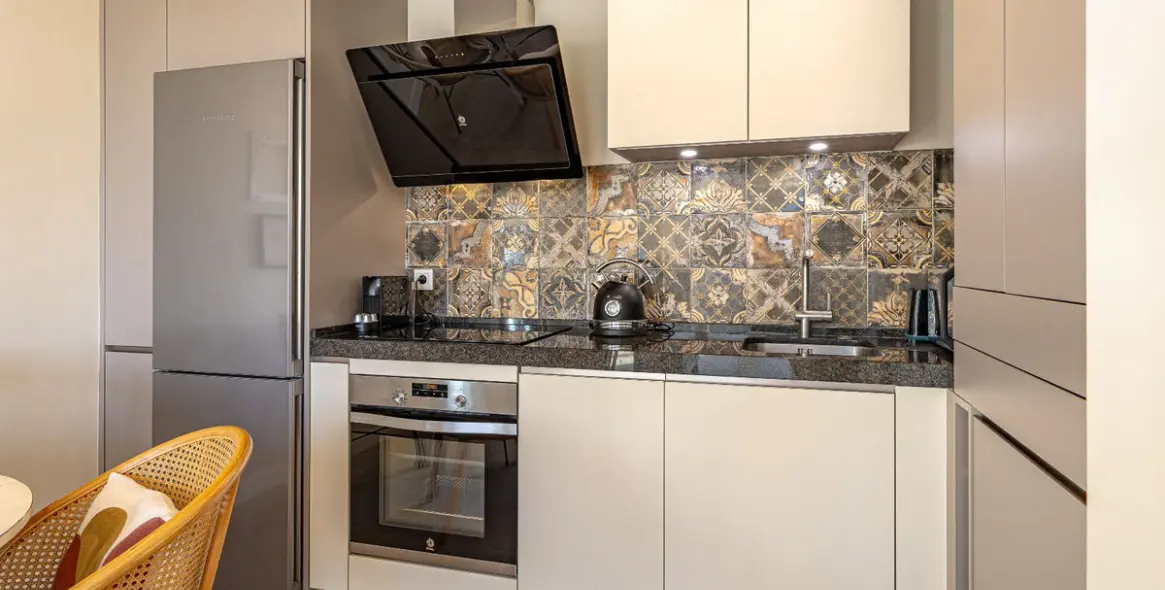 Sale of middle floor apartment in Marbella 11