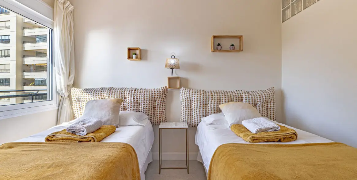 Sale of middle floor apartment in Marbella 16