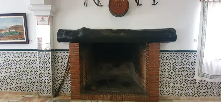 Venta de villa independiente en Guaro 2