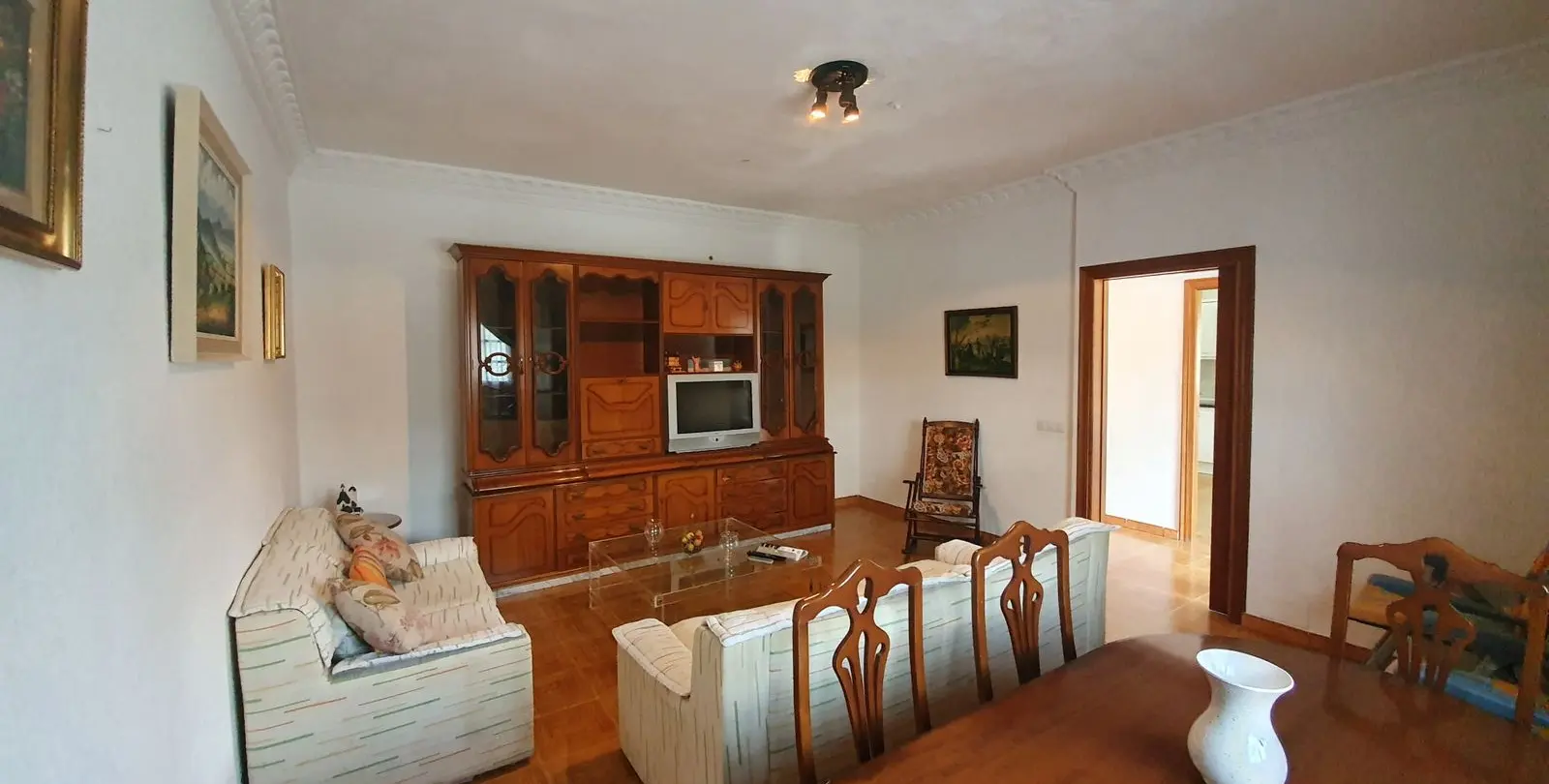 Venta de villa independiente en Guaro 12