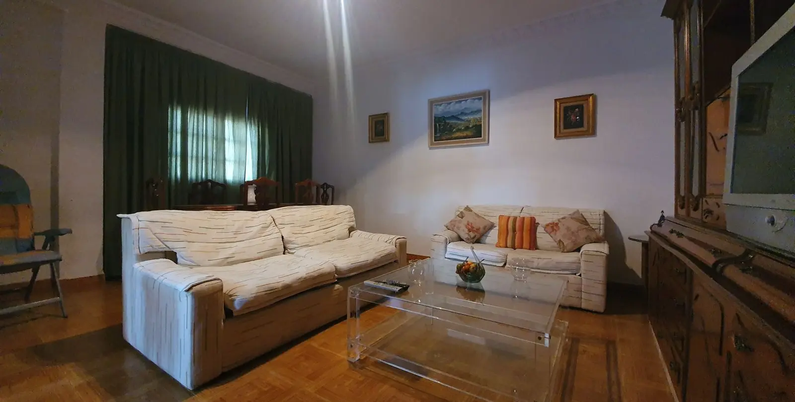 Venta de villa independiente en Guaro 13