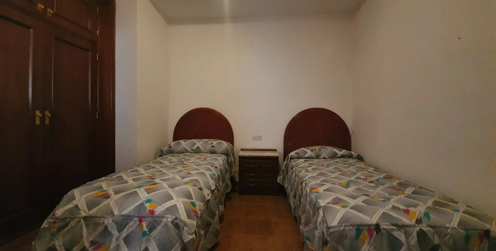 Venta de villa independiente en Guaro 16