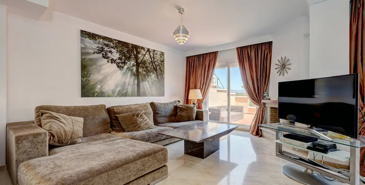 Sale of townhouse in La Duquesa 1