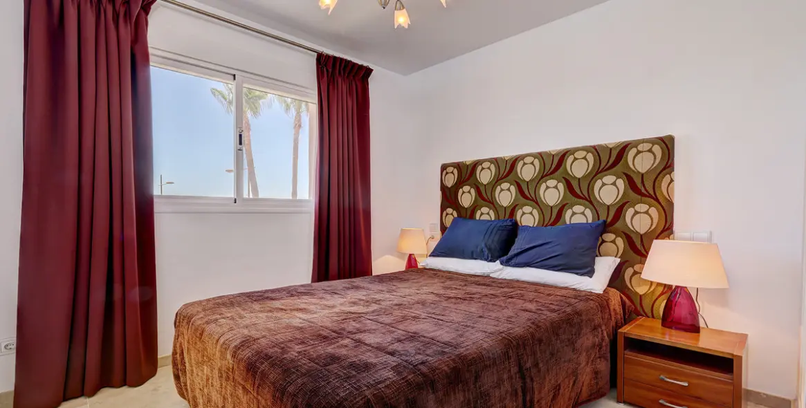 Sale of townhouse in La Duquesa 15