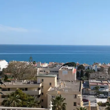 Sale of middle floor apartment in Montemar