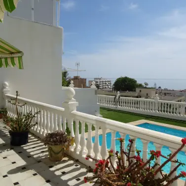 Sale of middle floor apartment in Montemar
