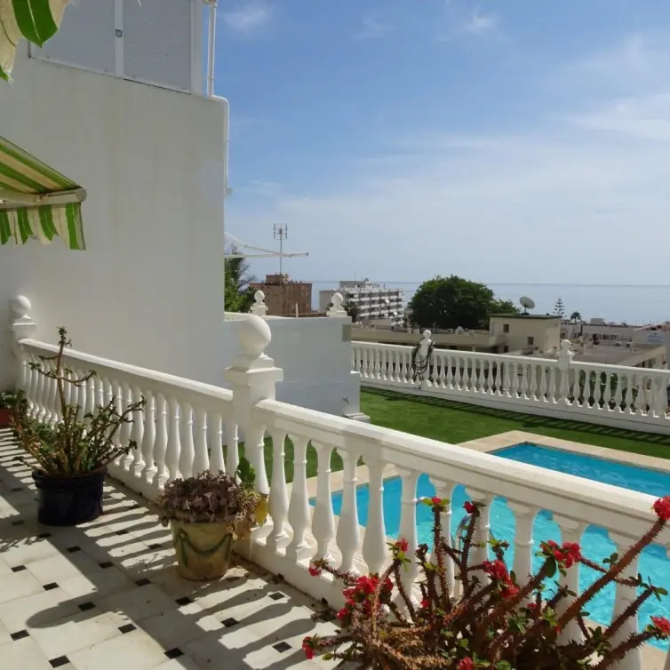 Sale of middle floor apartment in Montemar