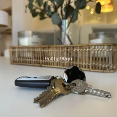 Sale of middle floor apartment in Elviria