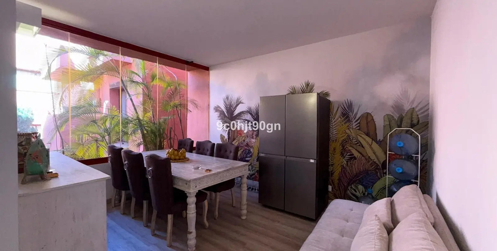Sale of middle floor apartment in Elviria 2