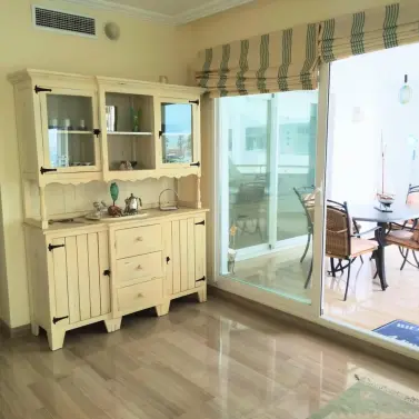 Продажа апартаментов на среднем этаже в Benalmadena