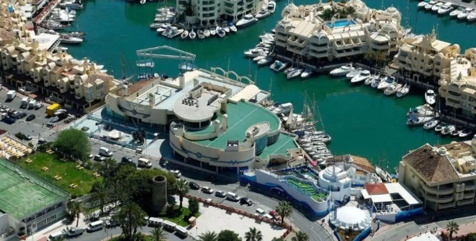 Venta de apartamento en planta media en Benalmadena 18