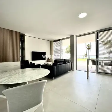 Sale of middle floor apartment in Estepona