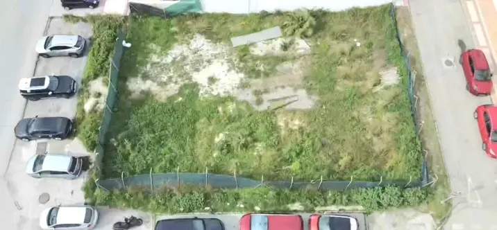 Venta de parcela residencial en Cancelada 3