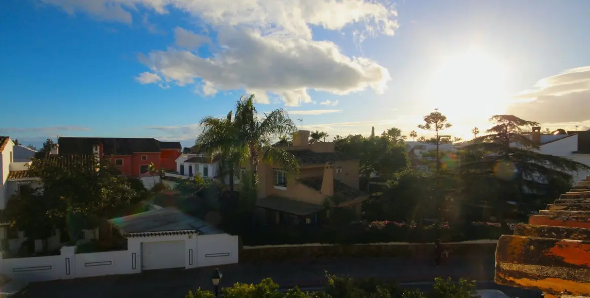 Sale of townhouse in Marbella 2