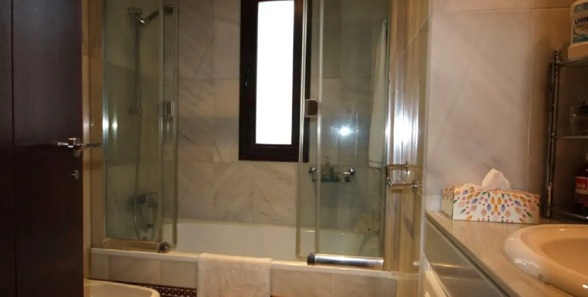 Sale of townhouse in Marbella 23