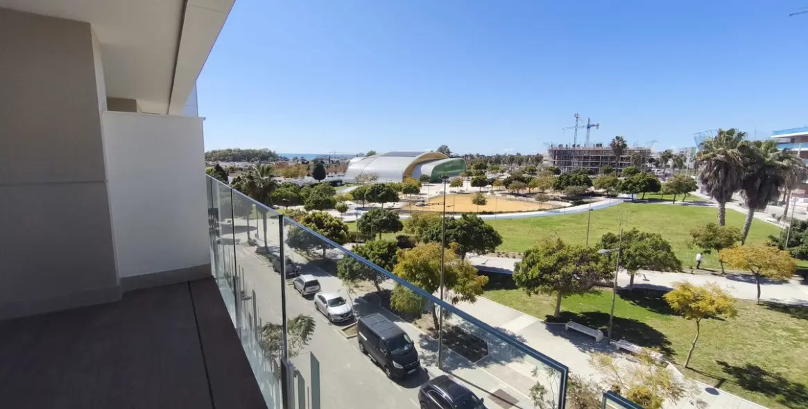 Sale of middle floor apartment in San Pedro de Alcántara 4