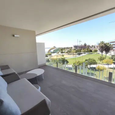 Sale of middle floor apartment in San Pedro de Alcántara