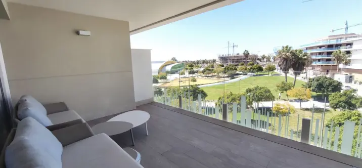 Sale of middle floor apartment in San Pedro de Alcántara 4