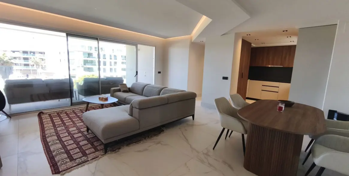 Sale of middle floor apartment in San Pedro de Alcántara 7