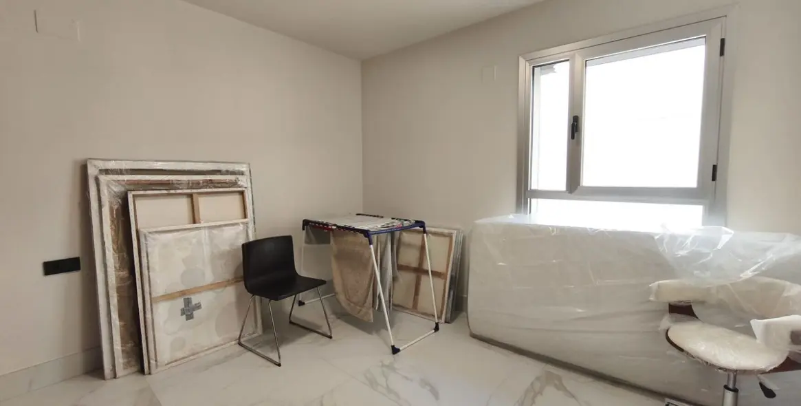 Sale of middle floor apartment in San Pedro de Alcántara 18