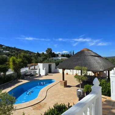 Продажа  отдельно стоящей виллы в Cerros del Aguila