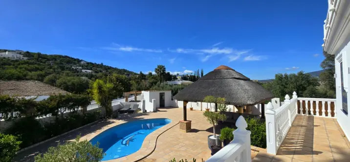 Продажа  отдельно стоящей виллы в Cerros del Aguila 2