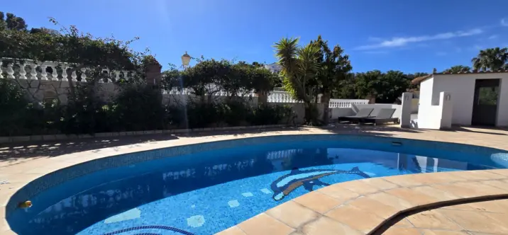 Продажа  отдельно стоящей виллы в Cerros del Aguila 3