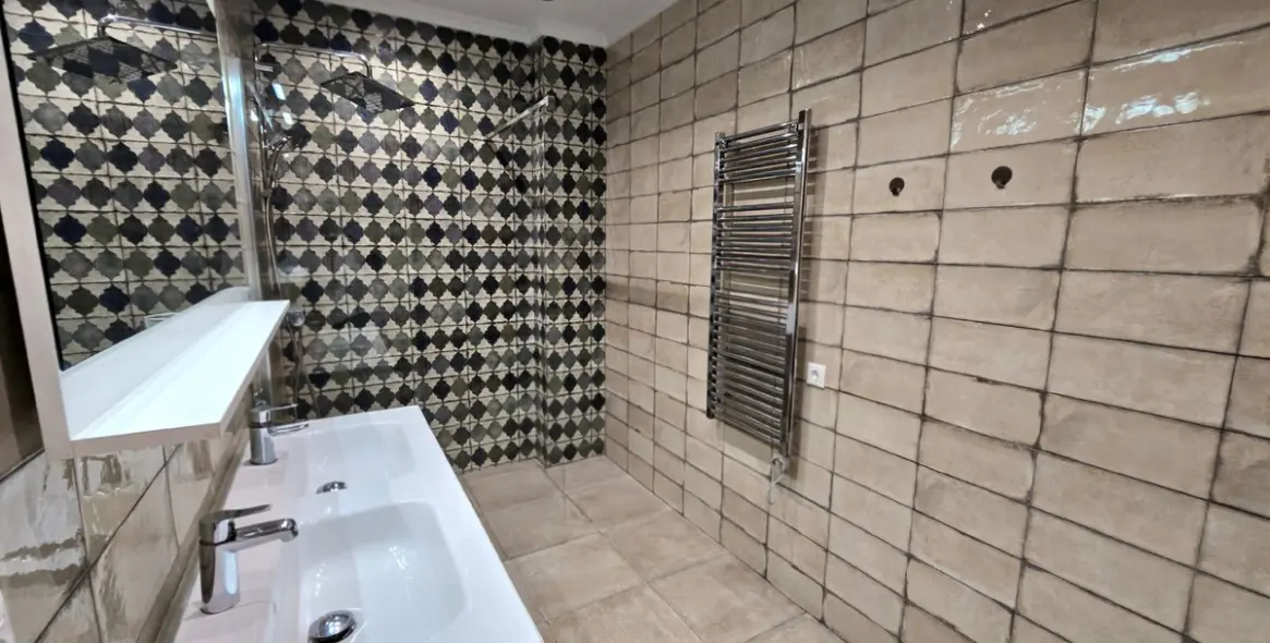 Продажа  отдельно стоящей виллы в Cerros del Aguila 39