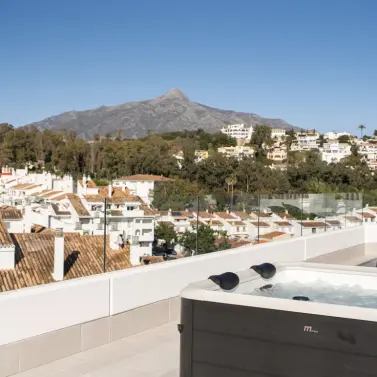 Sale of penthouse in La Campana
