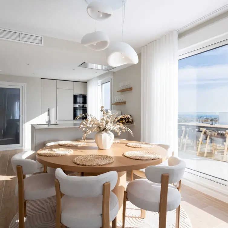 Sale of penthouse in La Campana