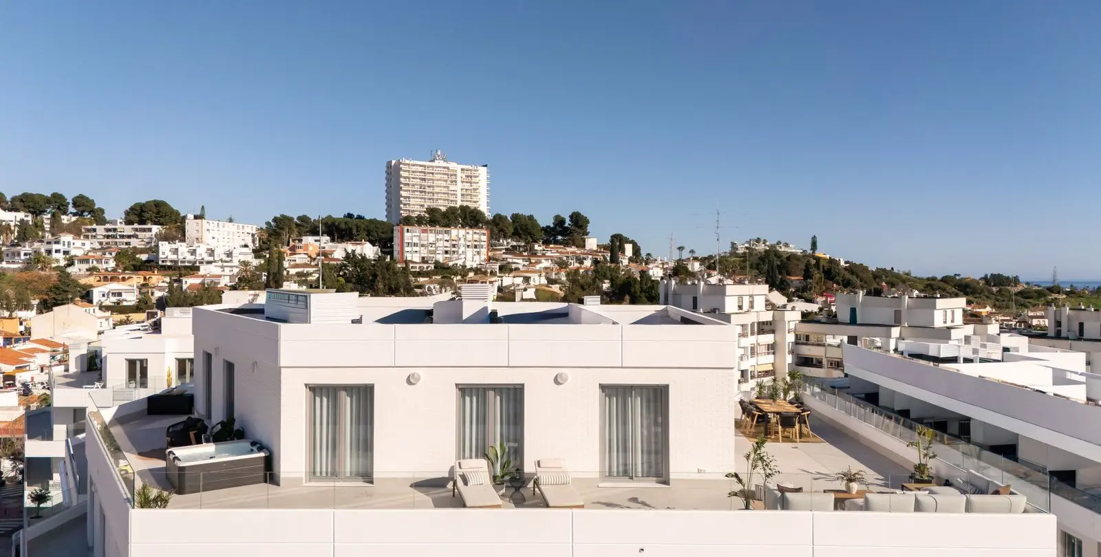 Sale of penthouse in La Campana 18