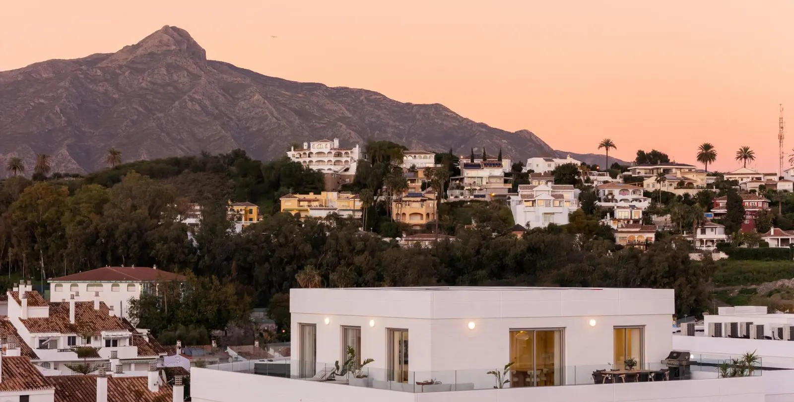 Sale of penthouse in La Campana 31