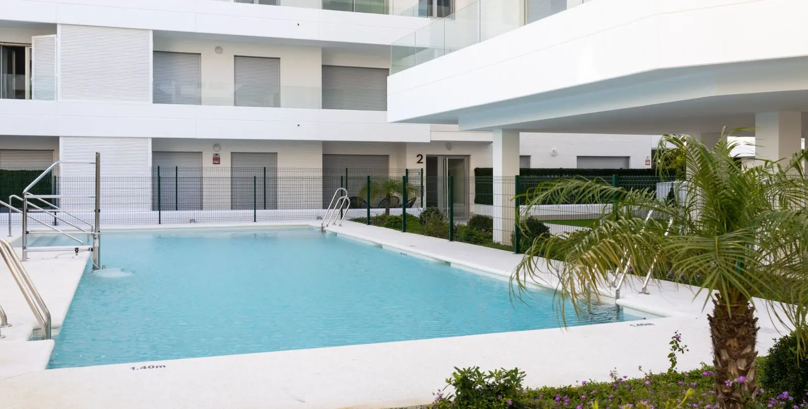 Sale of penthouse in La Campana 35