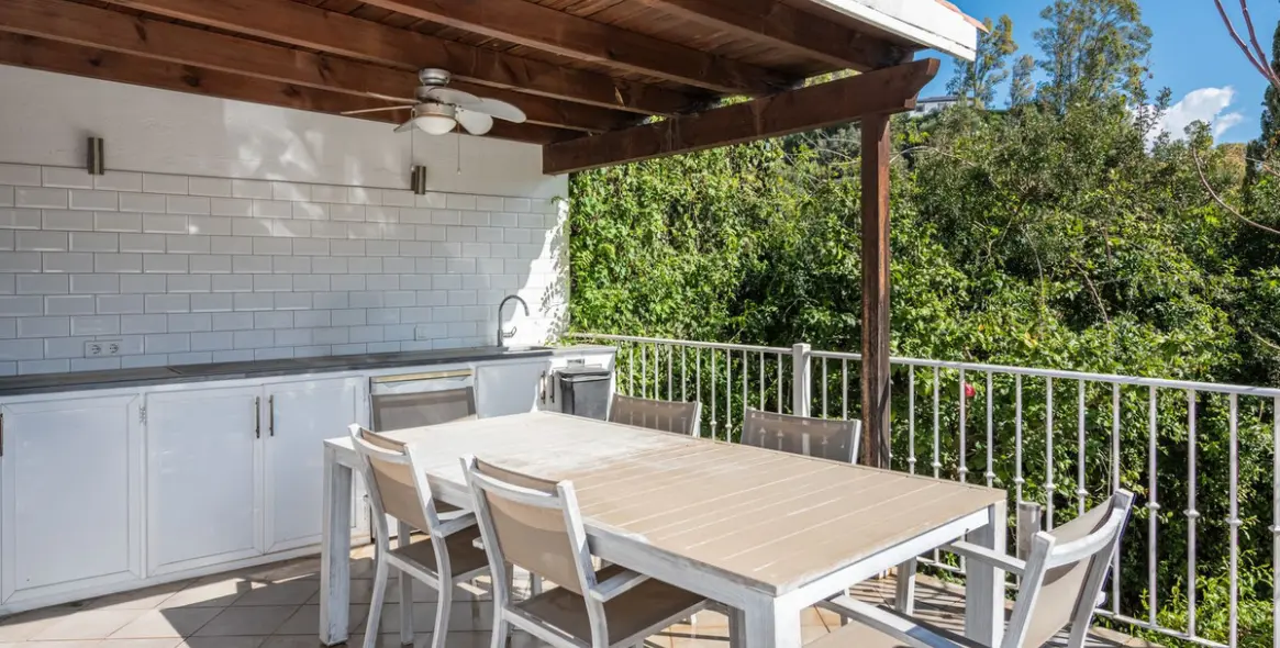 Продажа  отдельно стоящей виллы в Benahavís 26