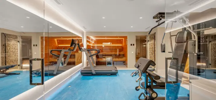 Venta de villa independiente en Estepona 3