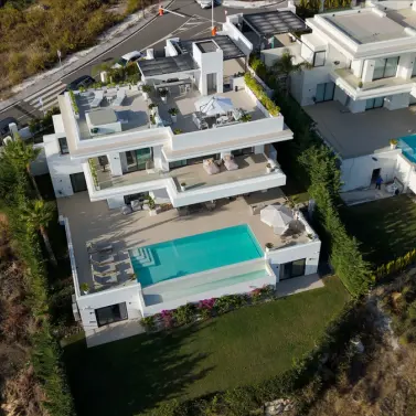 Venta de villa independiente en Estepona