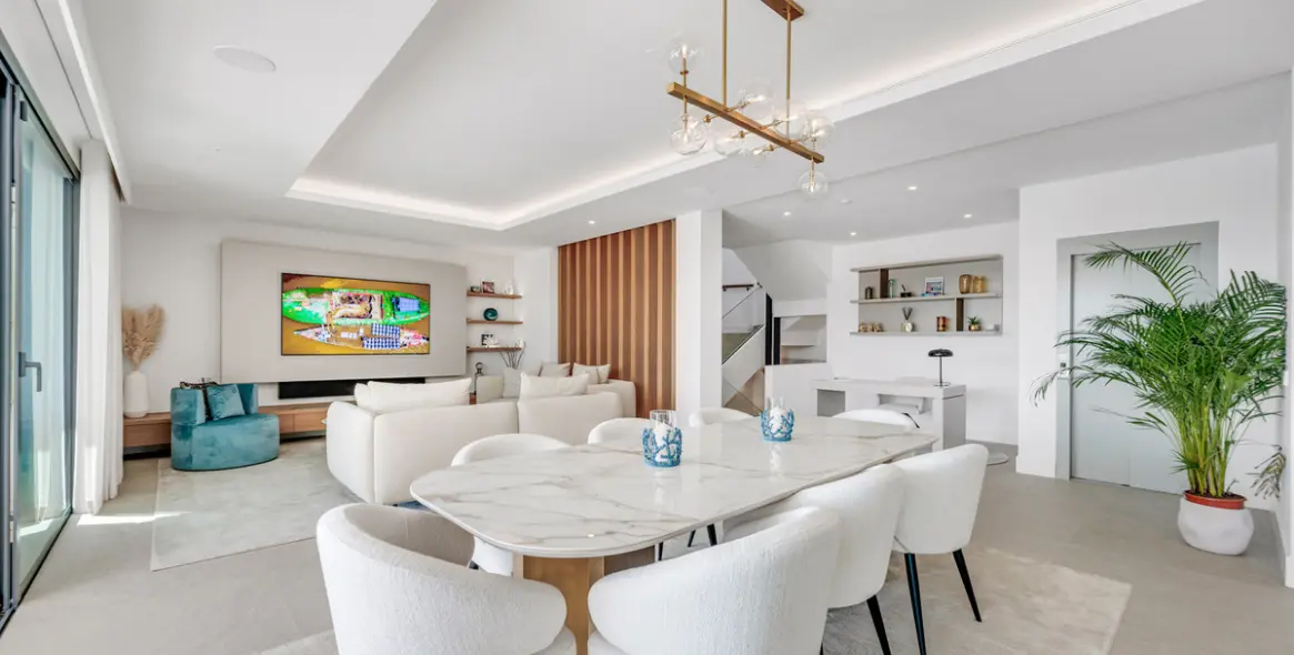 Продажа  отдельно стоящей виллы в Estepona 14