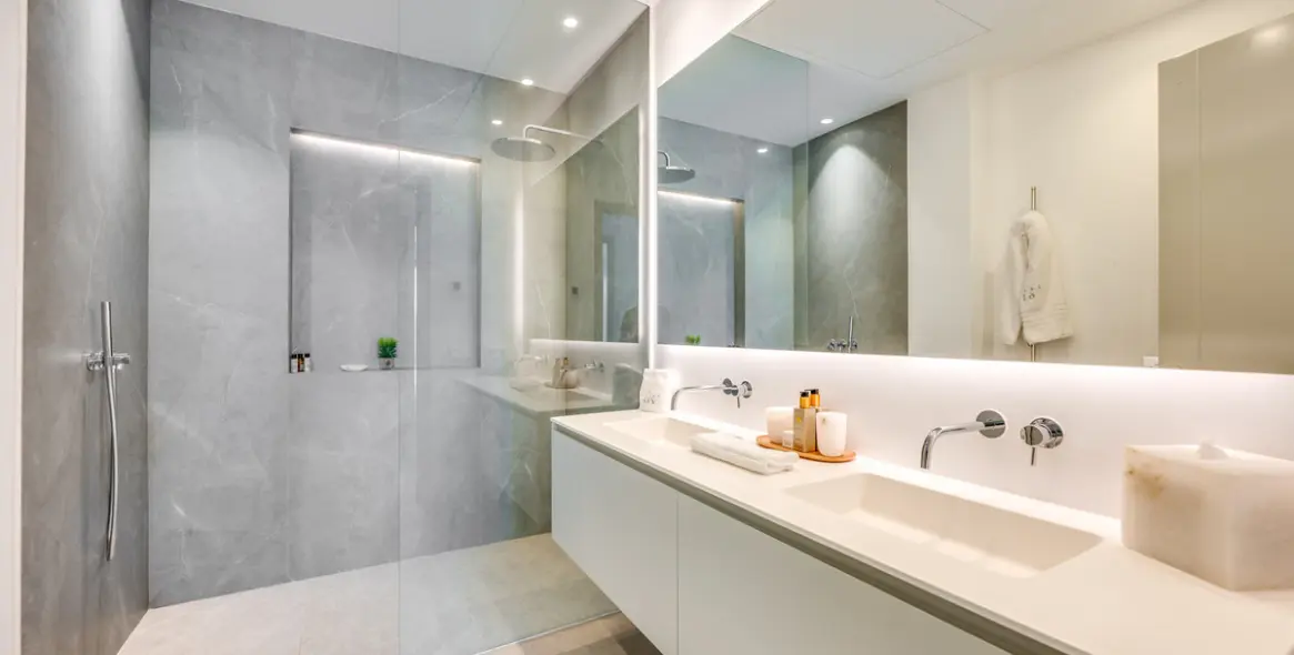 Sale of detached villa in Estepona 22