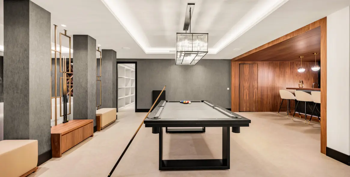 Sale of detached villa in Estepona 24