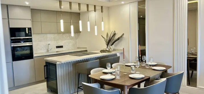 Venta de apartamento en planta baja en New Golden Mile 1