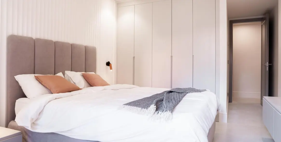 Venta de apartamento en planta baja en New Golden Mile 19