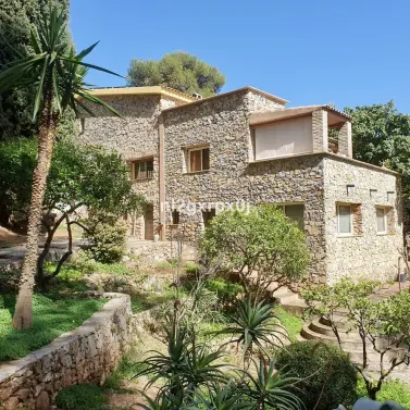 Venta de villa independiente en Marbella