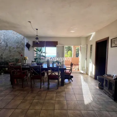 Venta de villa independiente en Marbella