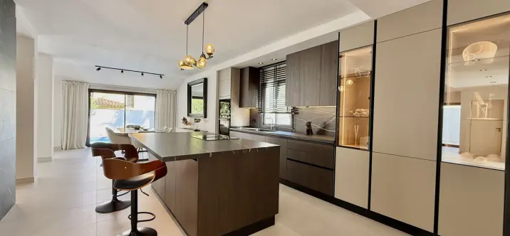 Long-term rent of detached villa in Nueva Andalucía 2