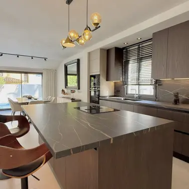 Long-term rent of detached villa in Nueva Andalucía