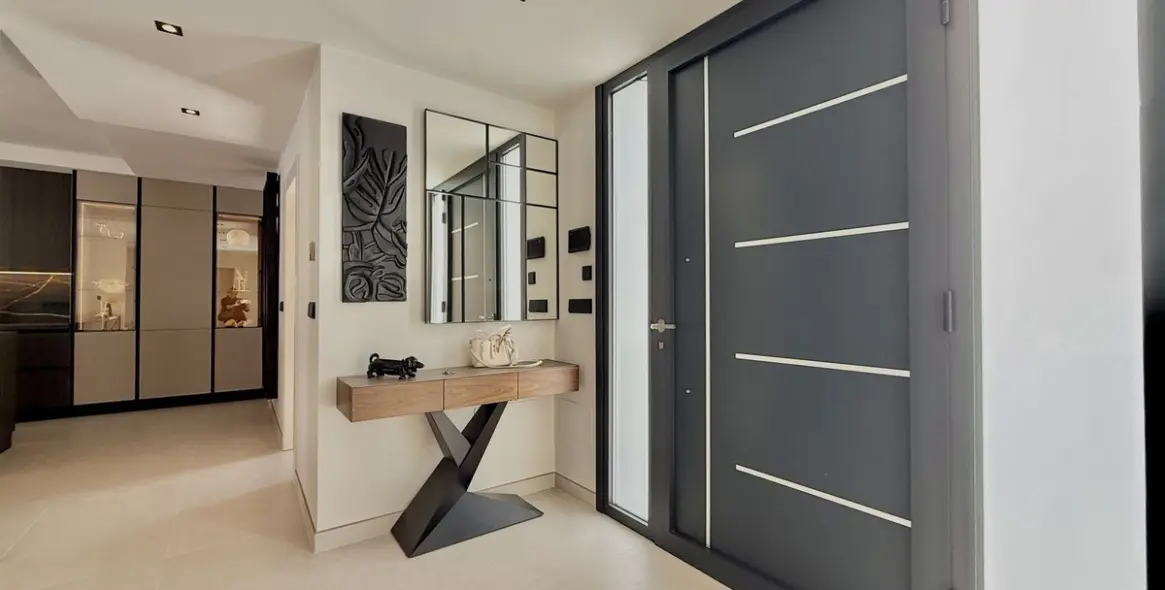 Sale of detached villa in Nueva Andalucía 13