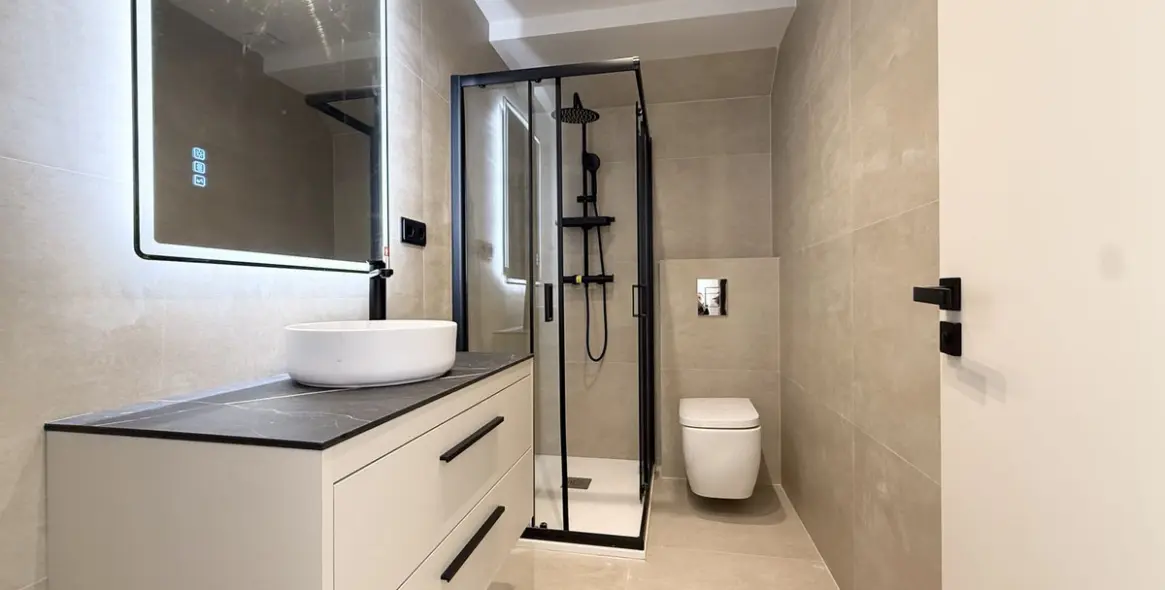 Alquiler a largo plazo de villa independiente en Nueva Andalucía 36