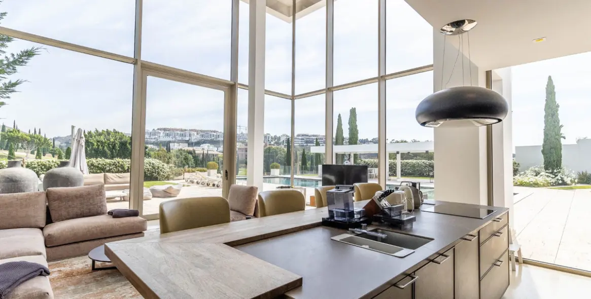 Venta de villa independiente en Benahavís 4